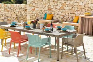 Rattan furniture, a perfect option for your Garden