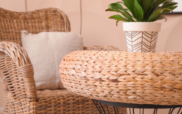 clean wicker furniture